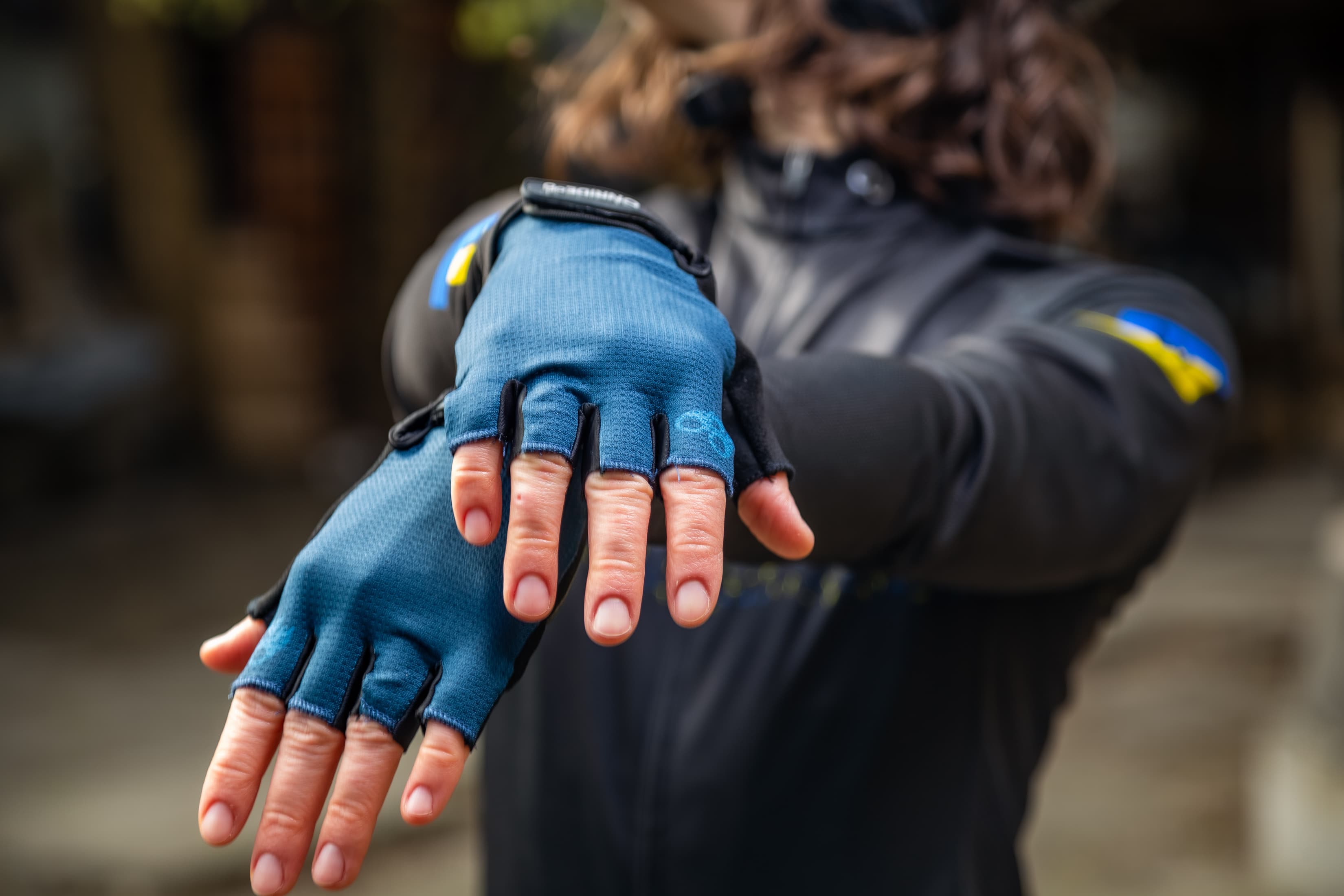 Рукавички ONRIDE Hold 30 Fire, гелеві подушечки, темний синій розмір XL — мініатюра 3