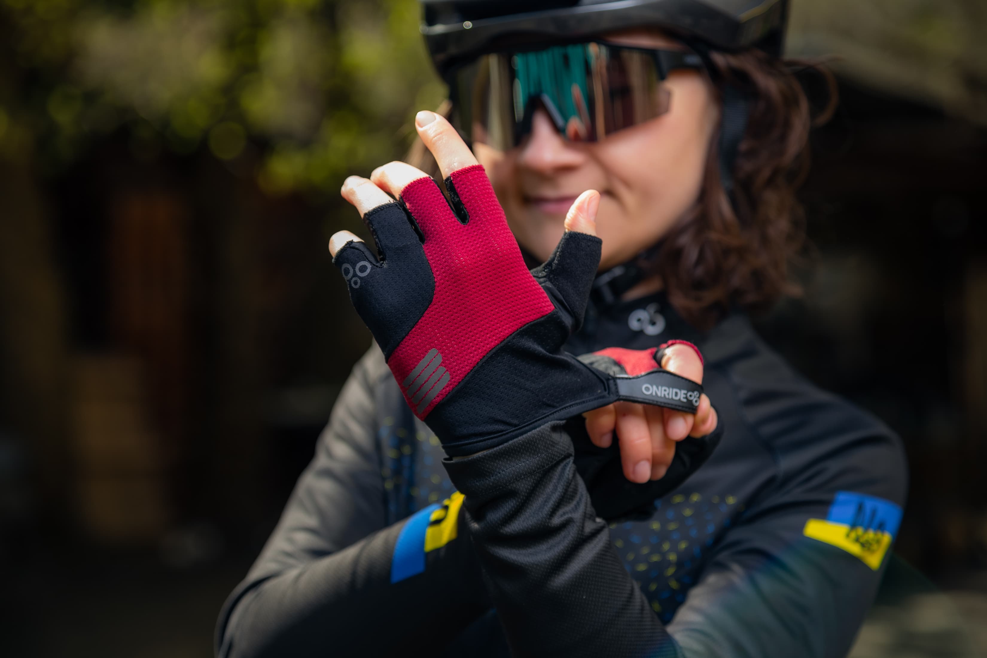 Рукавички ONRIDE Clutch, гелеві подушечки, сірий/бордо розмір L — мініатюра 3