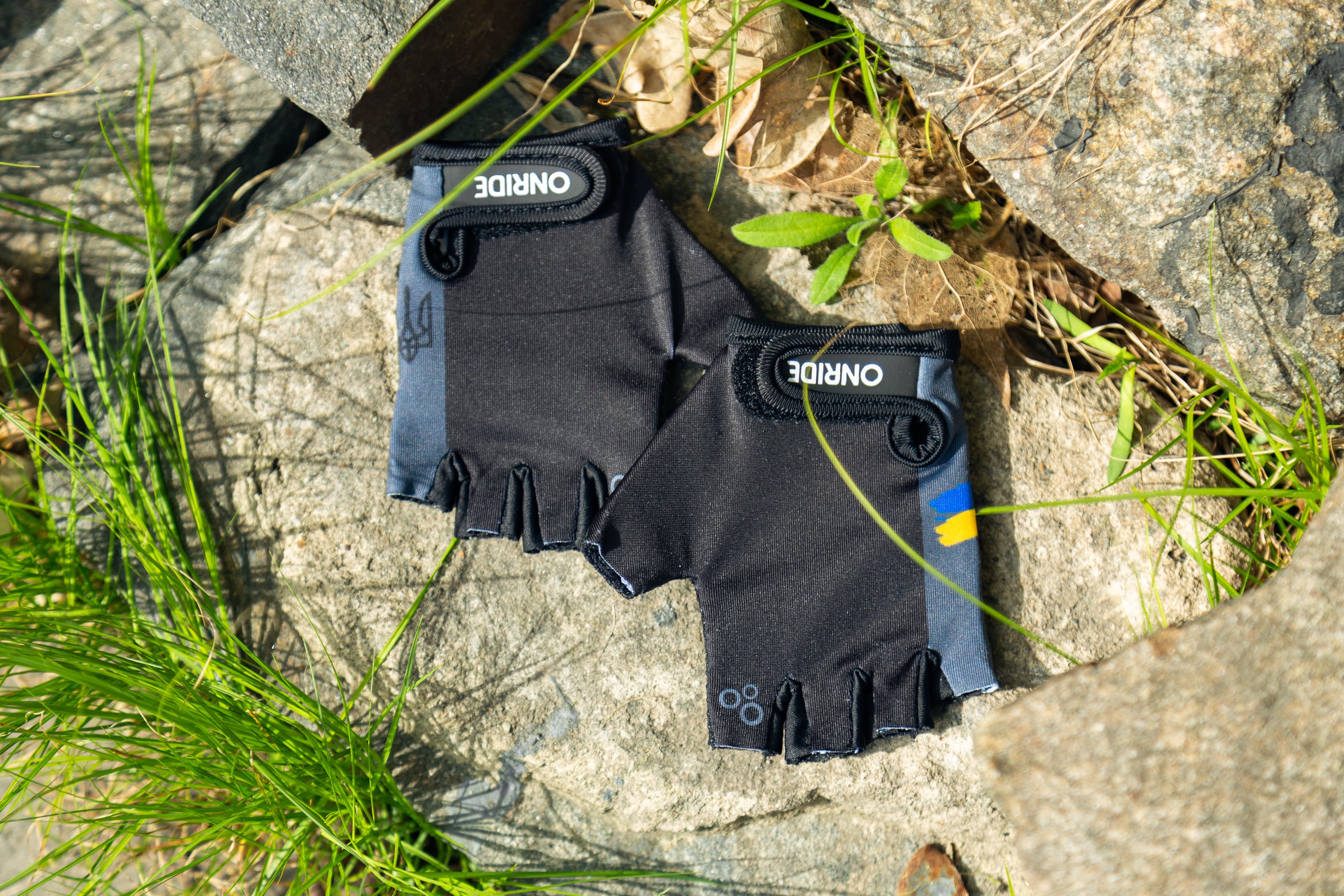 Рукавички дитячі ONRIDE Gem UA Тризуб 11-12 — мініатюра 3
