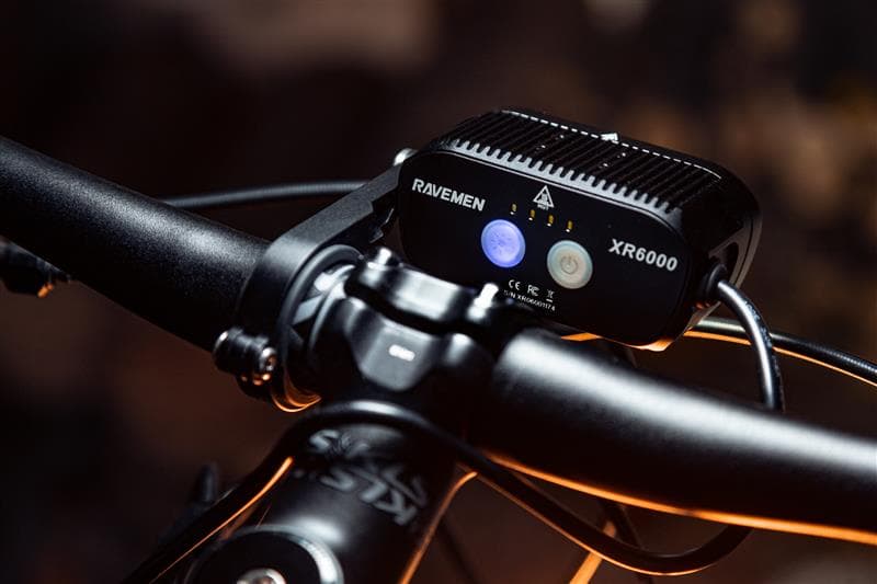 Велосипедна фара Ravemen XR6000 (6000 lm, 8000 mAh) зовнішня батарея, бездротова кнопка — мініатюра 2