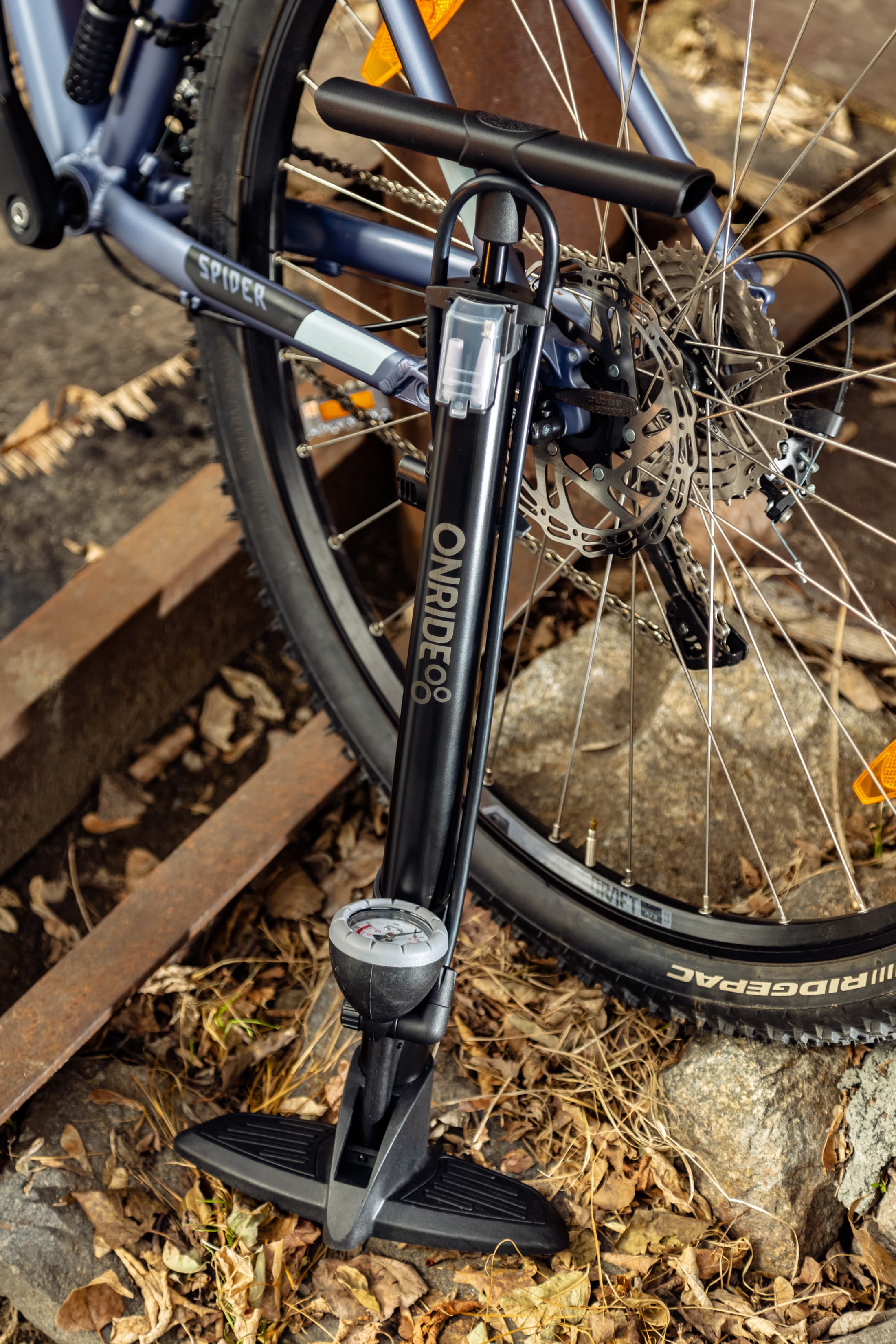 Насос підлоговий ONRIDE Foly алюміній, макс. тиск 120 psi, голівка з двома отворами під FV/AV — мініатюра 5