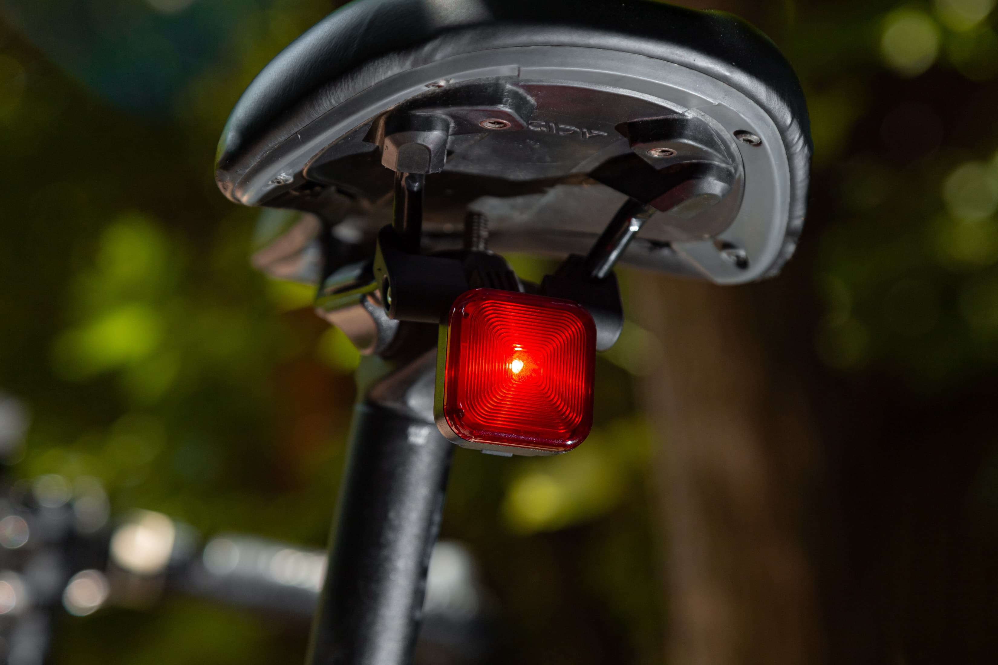 Заднє світло ONRIDE Tint (30 lm, 300 mAh, Type-C) — мініатюра 2
