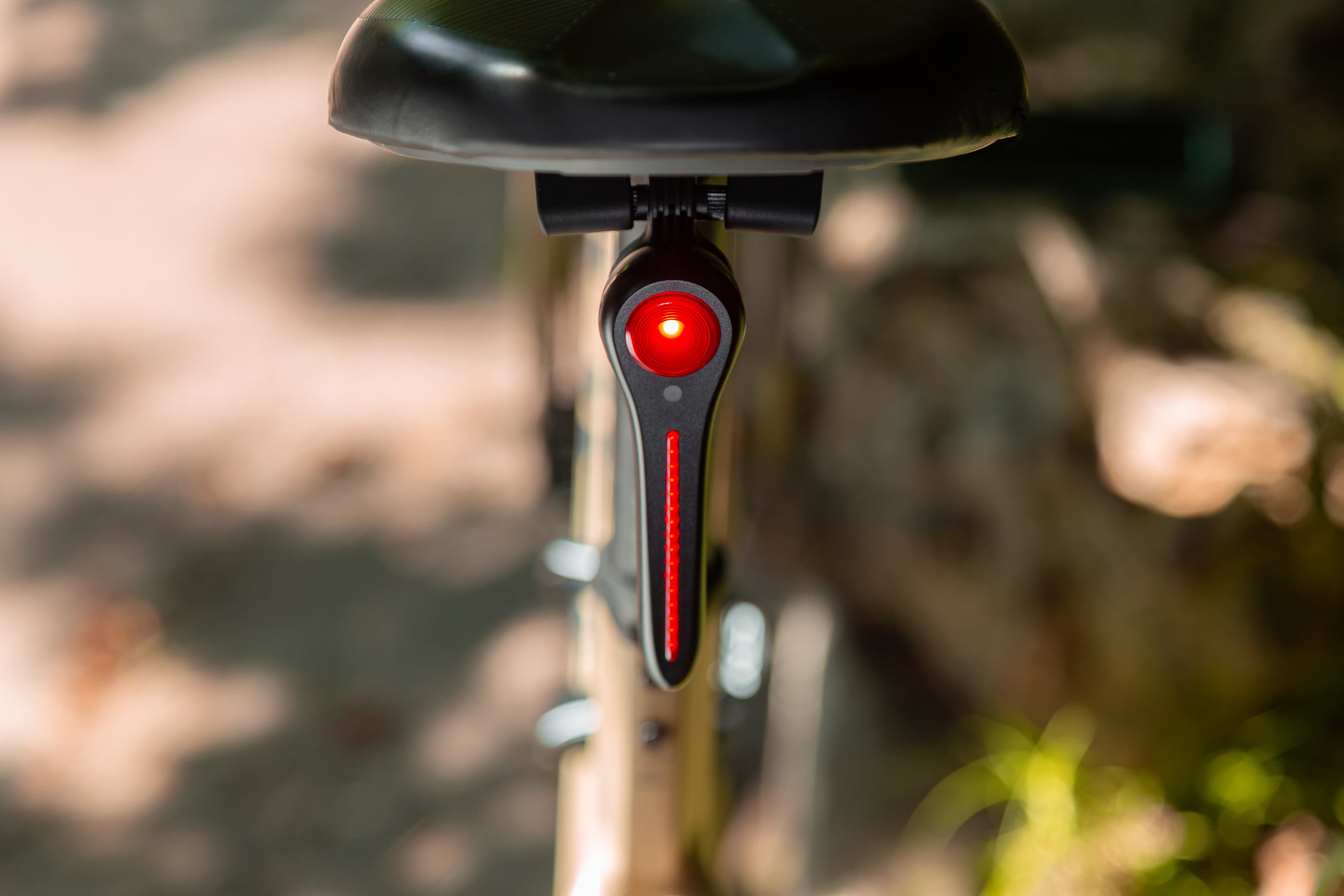 Заднє світло ONRIDE Fin (30 lm, 400 mAh, Type-C) — мініатюра 3