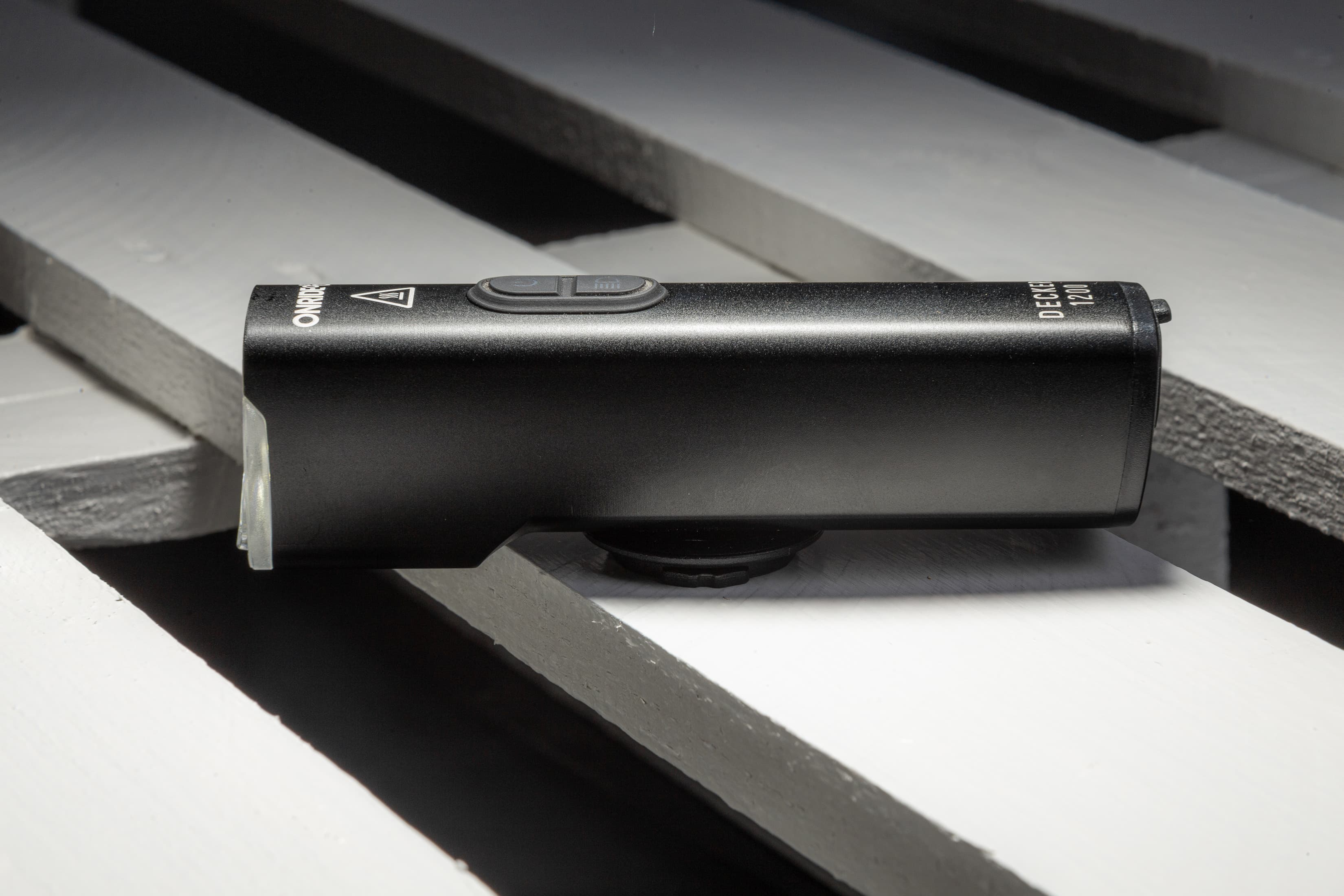 Велосипедна фара ONRIDE Decker 1200 (1200lm, 5000 mAh, Type-C) дальнє та ближнє світло — мініатюра 4