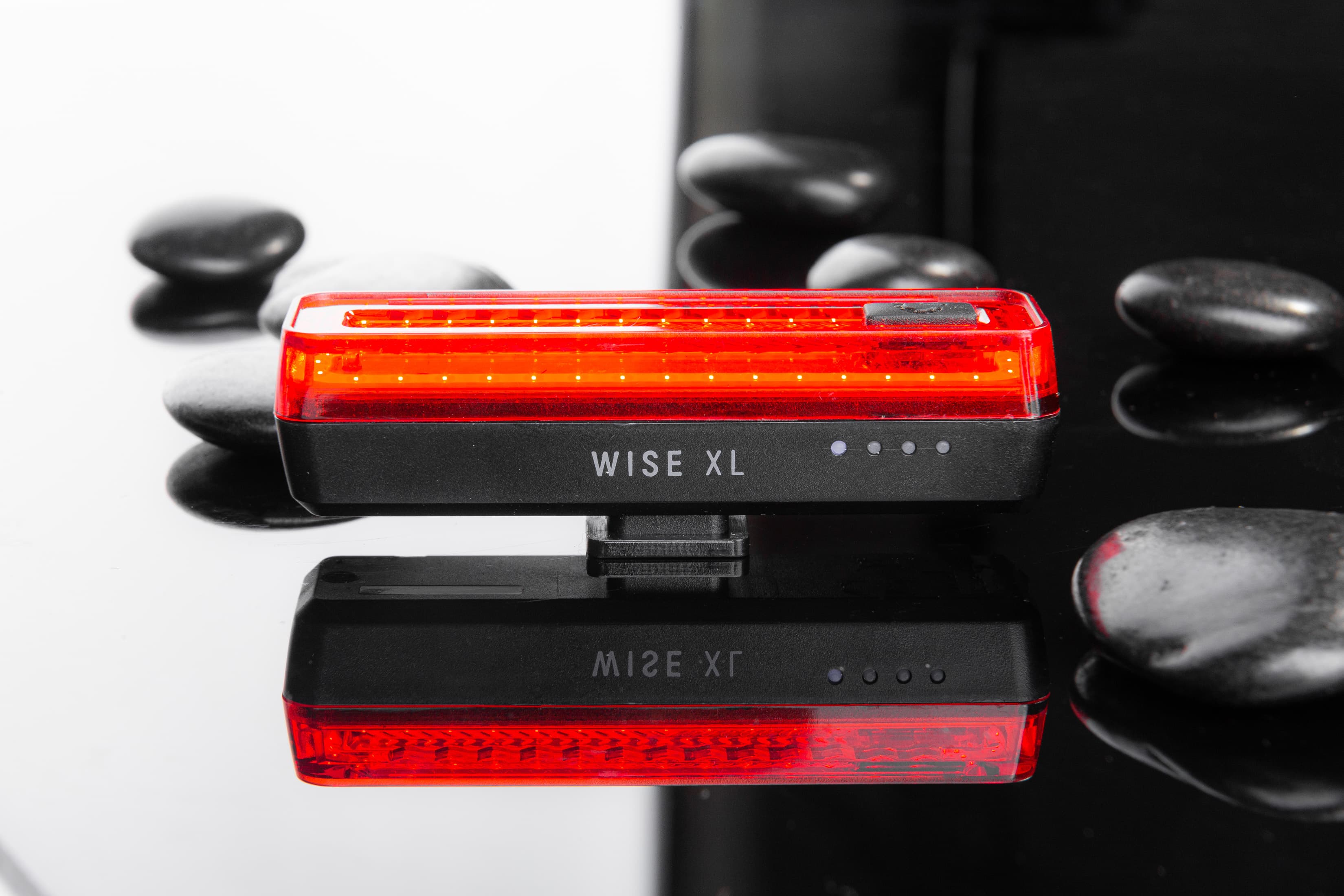 Заднє світло ONRIDE Wise XL (30 lm, 600 mAh, Type-C), з датчиком освітленості — мініатюра 7