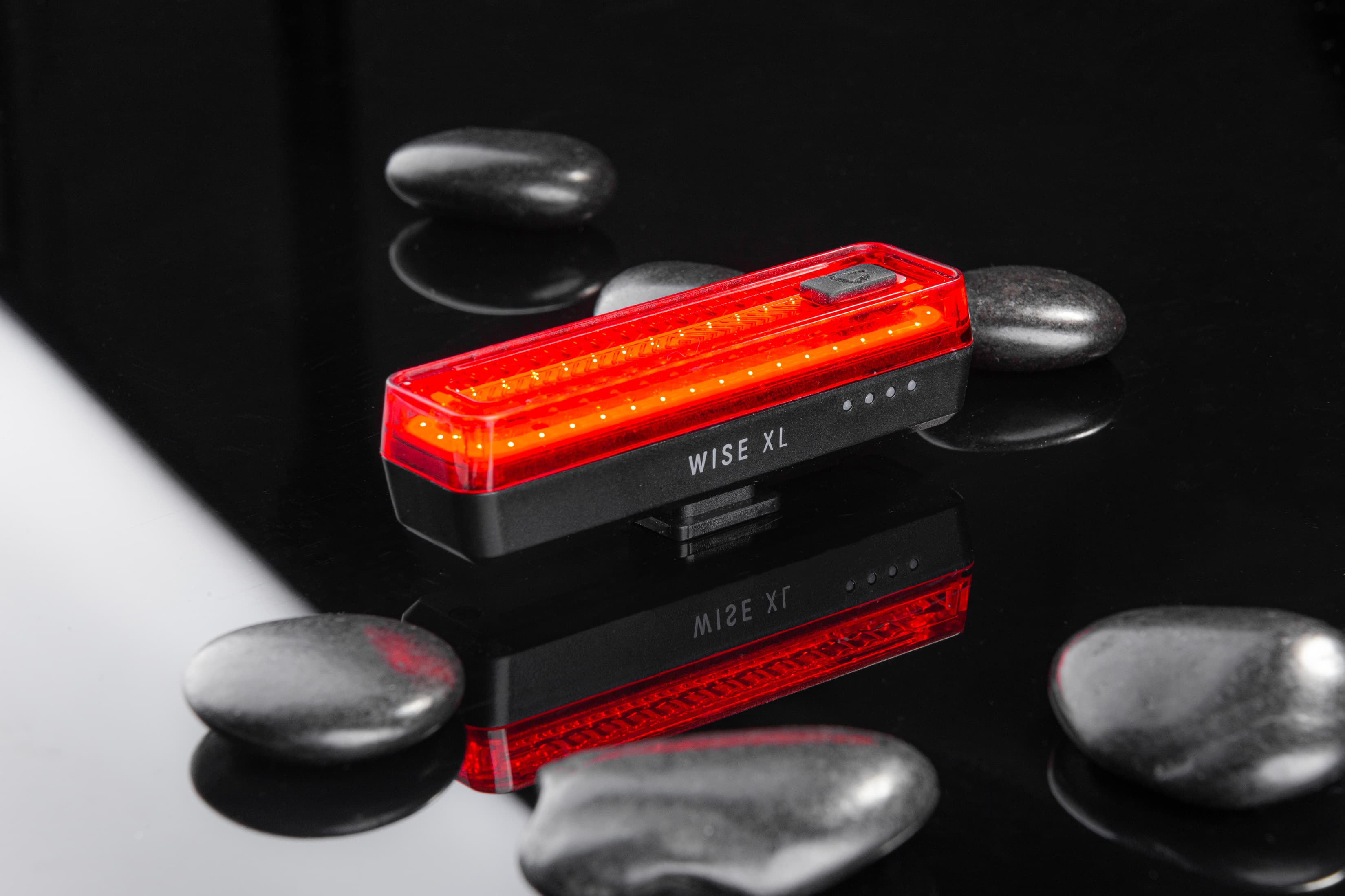 Заднє світло ONRIDE Wise XL (30 lm, 600 mAh, Type-C), з датчиком освітленості — мініатюра 8