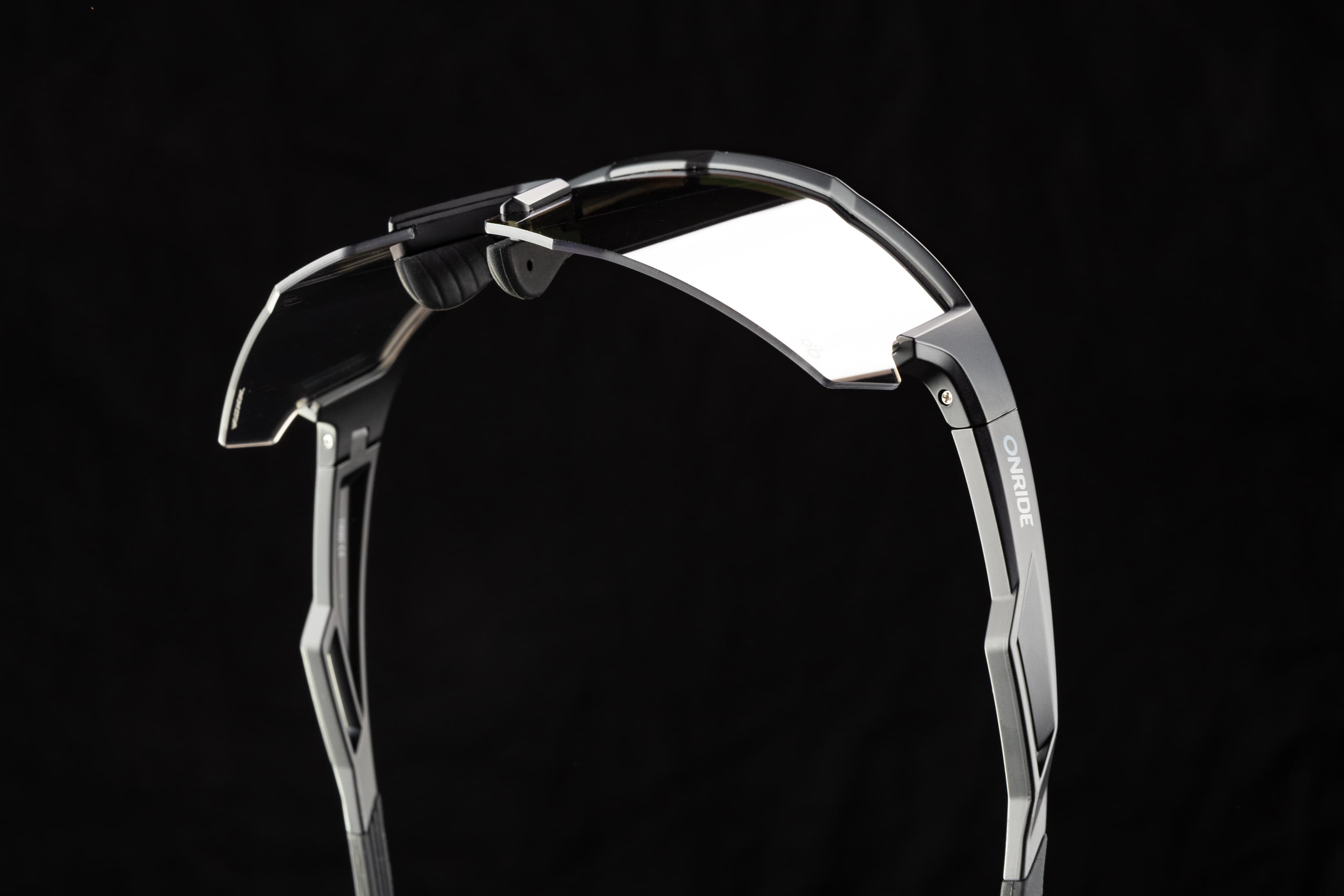Окуляри ONRIDE CL Trend з лінзою Photochromic Mirror кат 1-3 (78-16%), оправа TR90 чорна — мініатюра 4